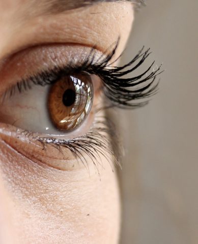 Beige Brush Strokes Beauty Makeup Instagram Story - 1