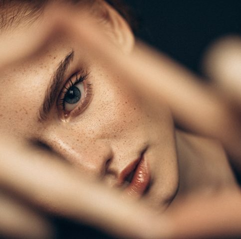 Classy and Elegant Beauty Artist Professional Ad Instagram Story - 1